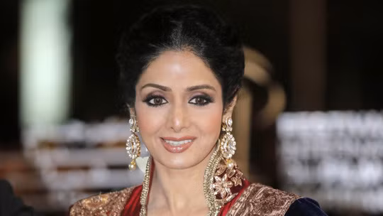 Sridevi qua đời sau khi bị ngừng tim