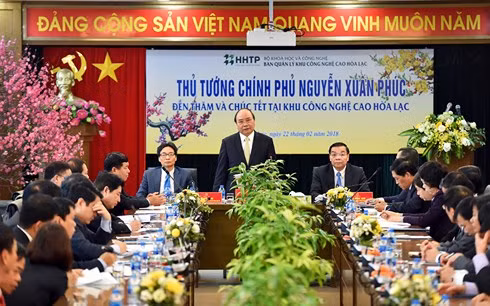 Thủ tướng Nguyễn Xuân Phúc làm việc với Ban quản lý Khu công nghệ cao Hòa Lạc