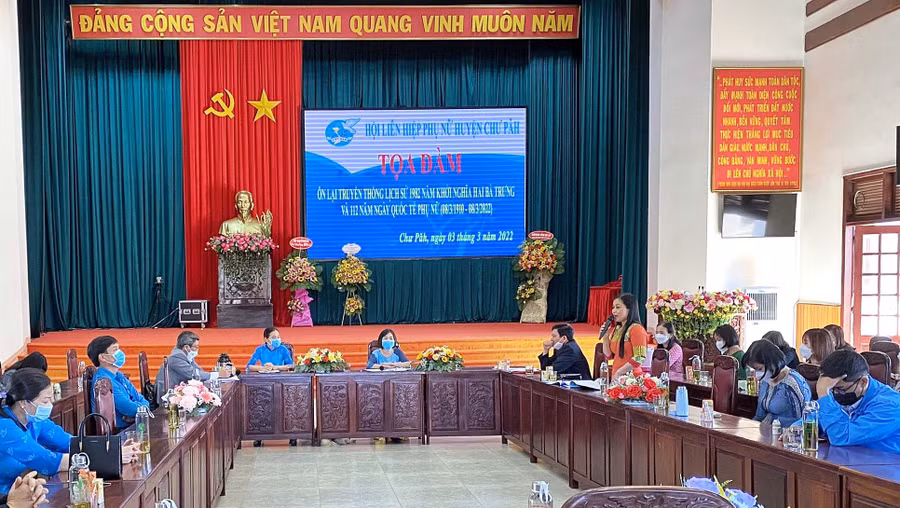 Hội LHPN huyện Chư Pah tổ chức nhiều hoạt động kỷ niệm ngày Quốc tế phụ nữ 8-3. Ảnh: Minh Châu