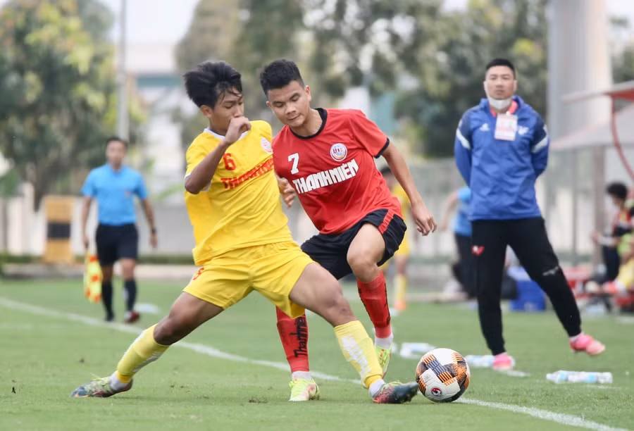 U19 HAGL (trái) đã kết thúc vòng bảng ở vị trí thứ 3. Ảnh Ban tổ chức U19 HAGL (trái) đã kết thúc vòng bảng ở vị trí thứ 3. Ảnh Ban tổ chức