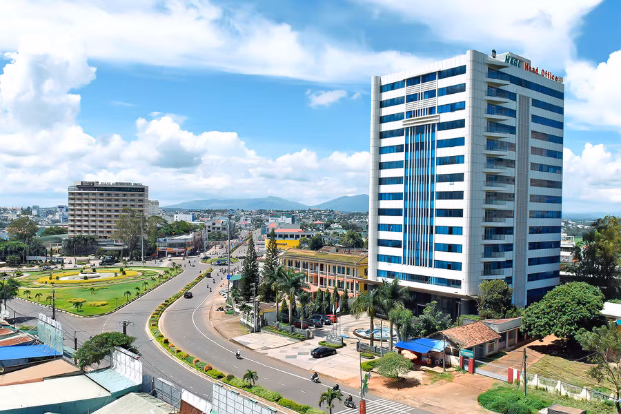 TP. Pleiku có mây thay đổi, ngày nắng, chiều tối và đêm có mưa giông vài nơi. Ảnh: Đức Thụy