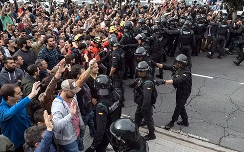 Cuộc khủng hoảng ly khai ở vùng Catalonia (Ảnh: Getty)