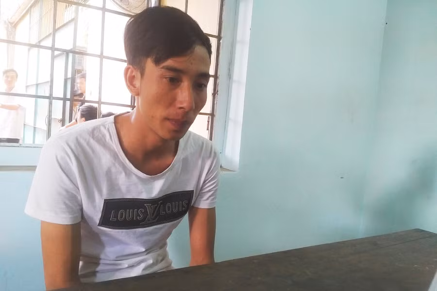 Đối tượng Điệp khai nhận gây ra 4 vụ trộm cắp tài sản. Ảnh: N.H