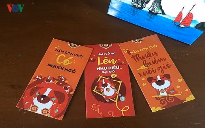 Ngoài những câu chúc, có mẫu lì xì in hình 