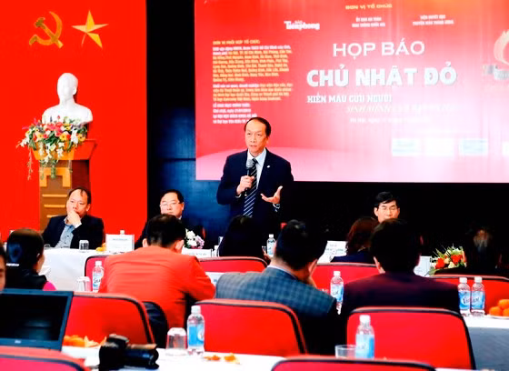  Ông Bạch Quốc Khánh, Viện trưởng Viện Huyết học truyền máu Trung ương khẳng định ý nghĩa to lớn của Chương trình Chủ nhật Đỏ với HMTN