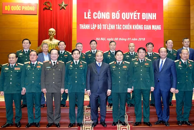 Lực lượng tác chiến không gian mạng được quan tâm đầu tư tiến thẳng lên hiện đại, Thủ tướng đề nghị Quân ủy Trung ương, Bộ Quốc phòng tập trung lãnh đạo, chỉ đạo thực hiện tốt một số nội dung. Lực lượng tác chiến không gian mạng được quan tâm đầu tư tiến thẳng lên hiện đại, Thủ tướng đề nghị Quân ủy Trung ương, Bộ Quốc phòng tập trung lãnh đạo, chỉ đạo thực hiện tốt một số nội dung.