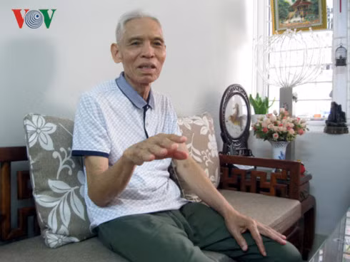 Ông Trần Viết Hoàn. Ông Trần Viết Hoàn.