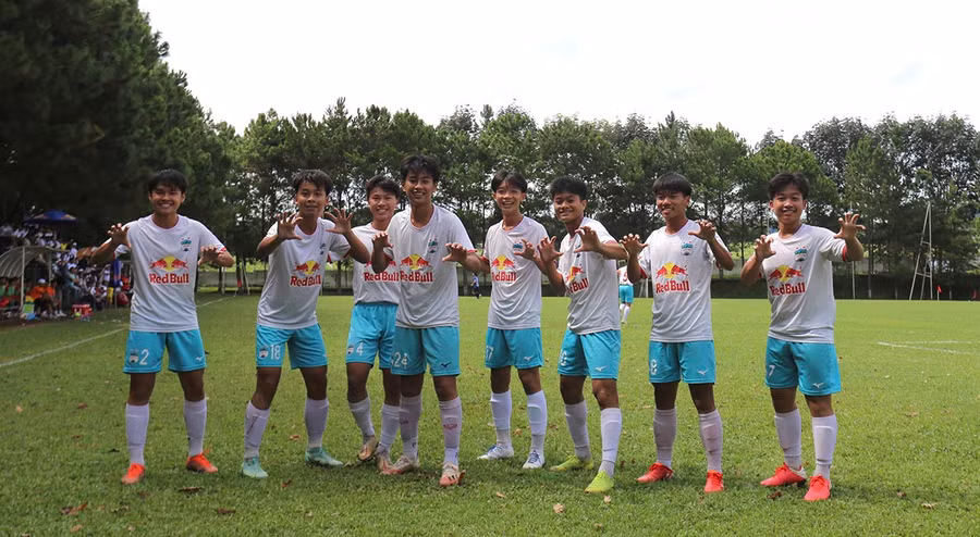 U15 HAGL đã có trận đấu dễ dàng trước U15 Bình Phước. Ảnh: Văn Ngọc