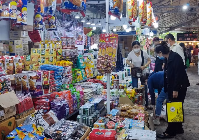  Leg: Thái Lan đang xuất siêu sang Việt Nam.