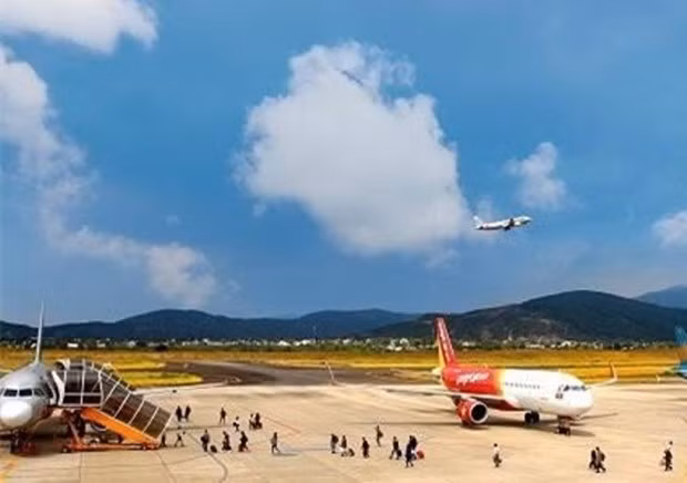 Sân bay Liên Khương. (Nguồn: doanhnghiepvn.vn) Sân bay Liên Khương. (Nguồn: doanhnghiepvn.vn)