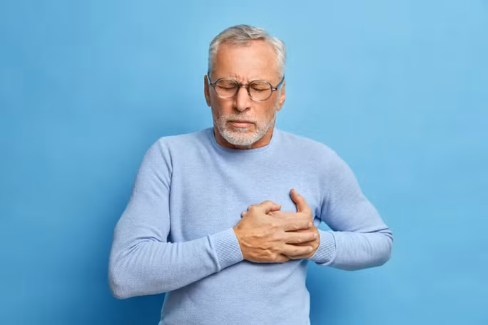 Nam giới do bị mất NST Y nên tuổi thọ thấp hơn nữ giới. Ảnh minh họa: Shutterstock.com