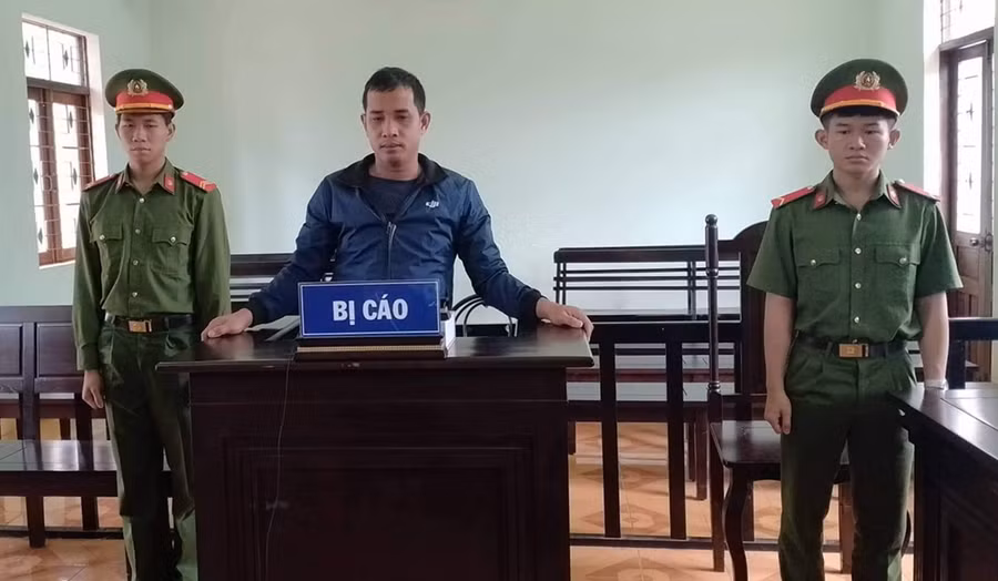  Bị cáo Trần Công Vinh tại điểm cầu Chư Prông. Ảnh: Lê Anh