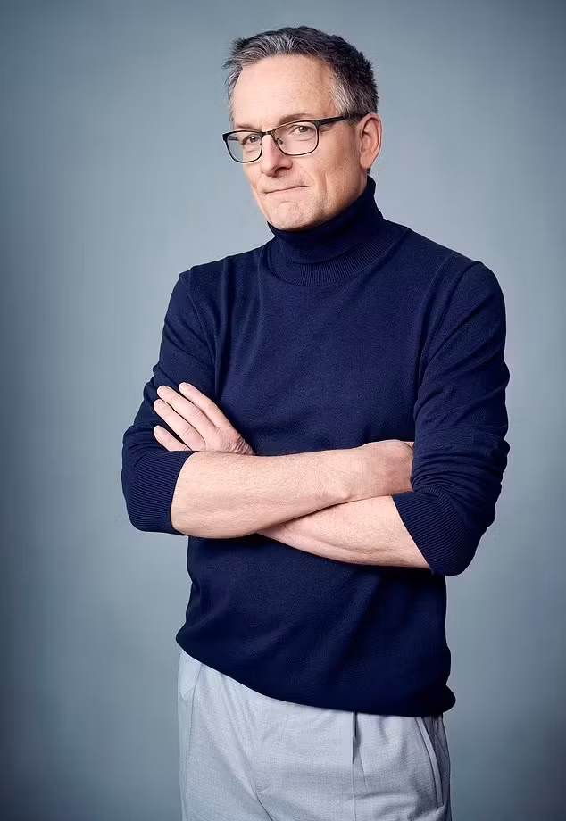 Ông Michael Mosley từng tốt nghiệp chuyên ngành y khoa trường Royal Free Hospital Medical School tại London (Anh), hiện đảm nhiệm chương trình "The one show" trên đài BBC. Ông Michael Mosley từng tốt nghiệp chuyên ngành y khoa trường Royal Free Hospital Medical School tại London (Anh), hiện đảm nhiệm chương trình