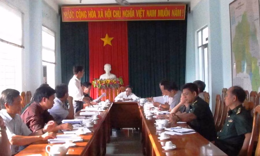  Kiểm tra công tác bầu cử tại huyện Chư Prông. Ảnh: H.T