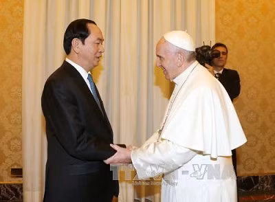 Chủ tịch nước hội kiến Giáo hoàng Francis.