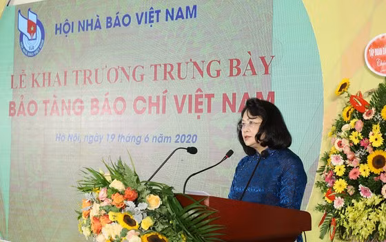 Phó Chủ tịch nước Đặng Thị Ngọc Thịnh phát biểu chúc mừng tại buổi Lễ. Ảnh: VIẾT CHUNG Phó Chủ tịch nước Đặng Thị Ngọc Thịnh phát biểu chúc mừng tại buổi Lễ. Ảnh: VIẾT CHUNG