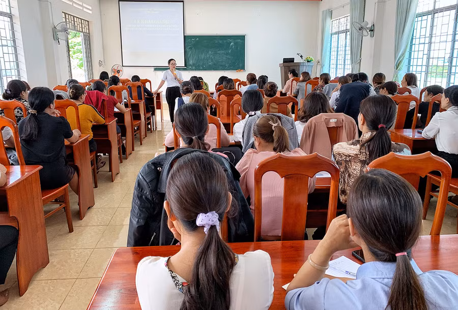 Quang cảnh lớp tập huấn. Ảnh: Nguyên Bình