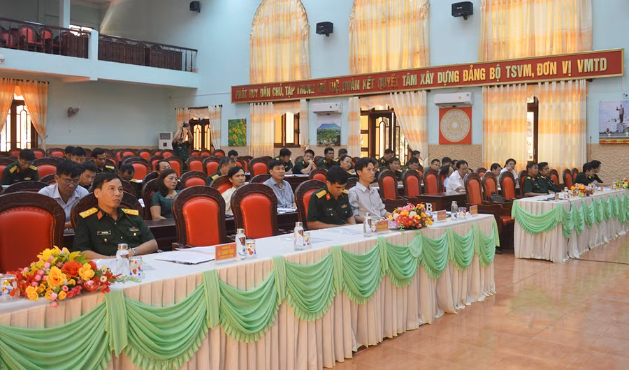  Các đại biểu về dự hội nghị. Ảnh: Anh Huy