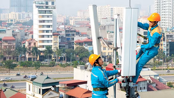Từ nay, MobiFone và VNPT có thể dùng chung các trạm phát sóng và cơ sở hạ tầng viễn thông với Viettel - Ảnh: DIỆU LINH