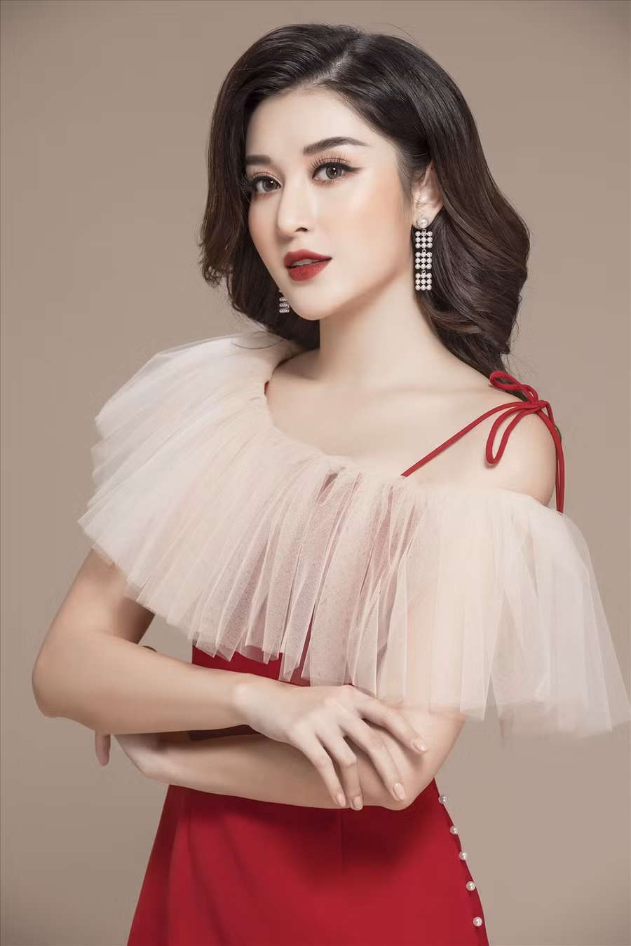 Sau sự cố về sức khoẻ vào dịp cuối năm vừa qua, Huyền My cho biết, sẽ điều chỉnh lịch làm việc để có thể chăm sóc sức khoẻ của bản thân. 