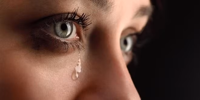Vì hạnh phúc gia đình mà nhiều người phụ nữ phải im lặng.