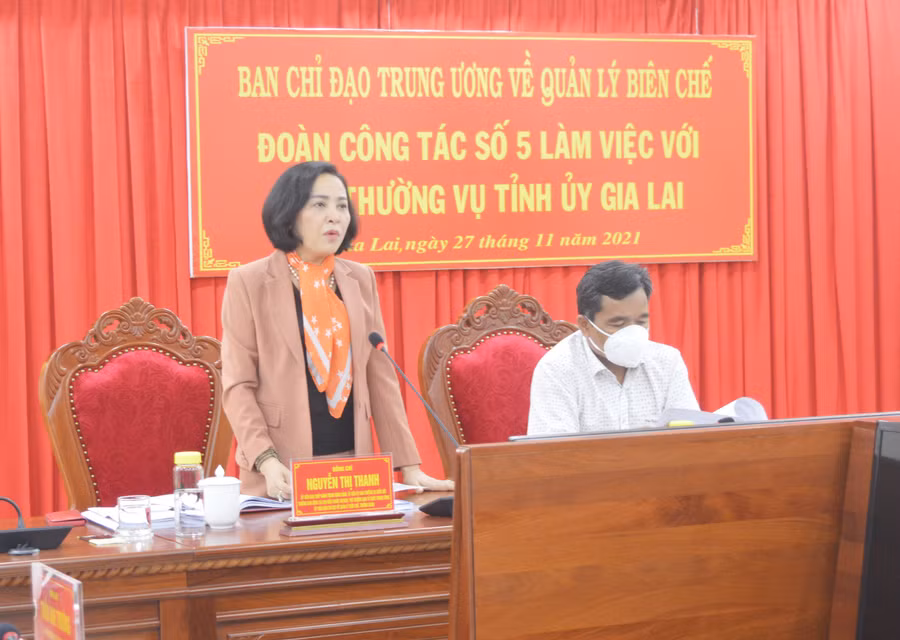 Đồng chí NguyễnThị Thanh phát biểu ý kiến tại buổi làm việc. Ảnh: Anh Huy Đồng chí NguyễnThị Thanh phát biểu tại hội nghị. Ảnh: Anh Huy