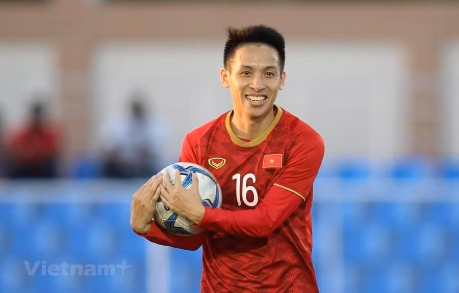 Hùng Dũng trở lại đội tuyển Việt Nam sau khi có sự đồng ý của Hà Nội FC. (Ảnh: PV/Vietnam+) Hùng Dũng trở lại đội tuyển Việt Nam sau khi có sự đồng ý của Hà Nội FC. (Ảnh: PV/Vietnam+)