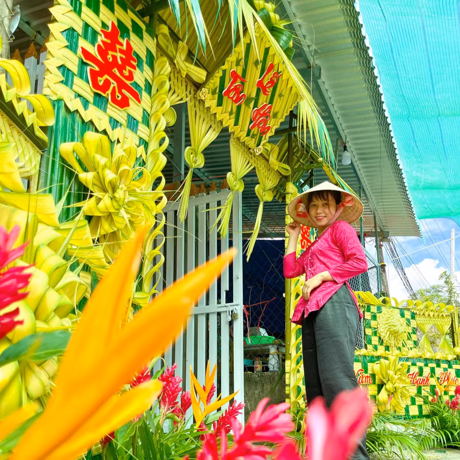 Cổng cưới lá dừa bắt mắt. Ảnh: Duy Tân