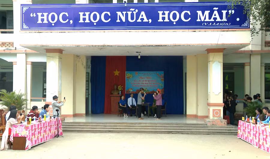 cac-hoat-canh-gia-dinh-gan-gui-voi-lua-tuoi-giup-giao-duc-ky-nang-song.jpg