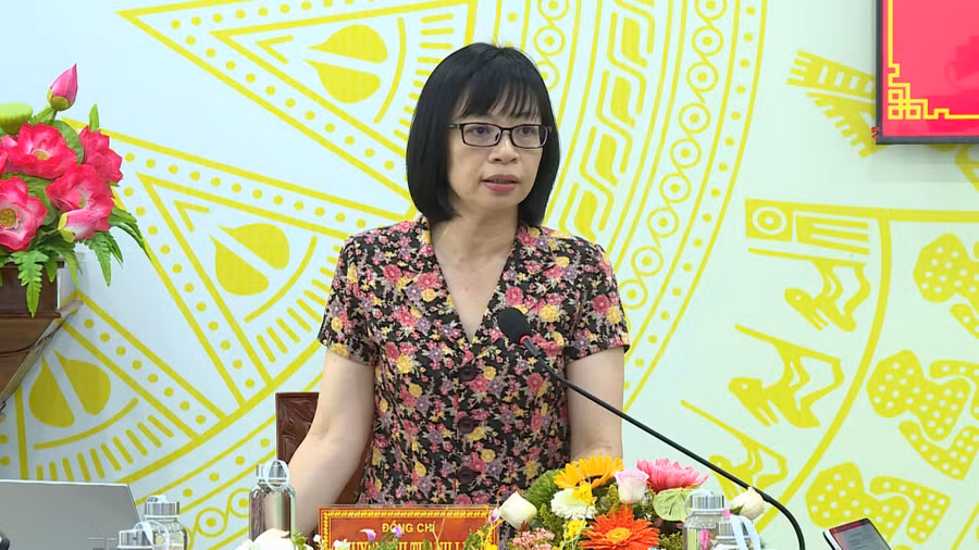 pct-ubnd-nguyen-thi-thanh-lich-phat-bieu-chi-dao-tai-buoi-lam-viec-tai-phuong-tam-quan.jpg