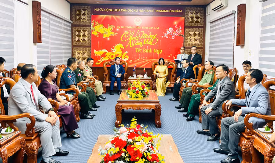 quang-canh-buoi-tiep.jpg