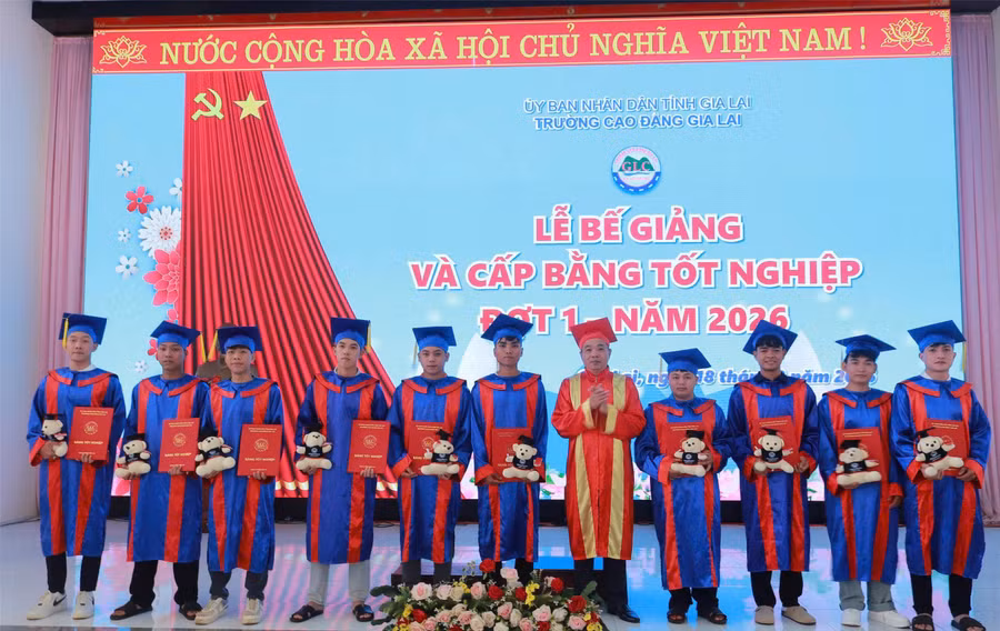 z7632959790662-93ab99cb0b165e6227f9eb00b48dc281.jpg