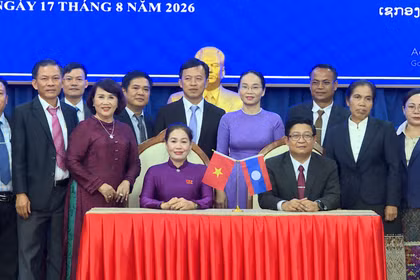 Thường trực HĐND tỉnh Gia Lai và Sekong hội đàm gặp gỡ trao đổi kinh nghiệm