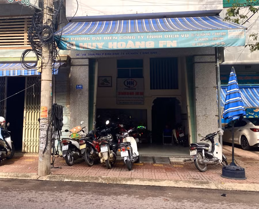 van-phong-cong-ty-huy-hoang-fn.jpg