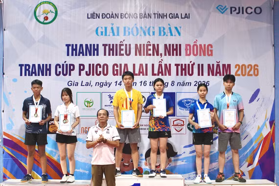 Các tay vợt trẻ tranh tài tại Giải Bóng bàn thanh thiếu niên nhi đồng tranh Cúp PJICO năm 2026
