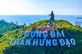 Toàn cảnh lễ rước giác linh Đức Thánh Trần. Ảnh: Dũng Nhân