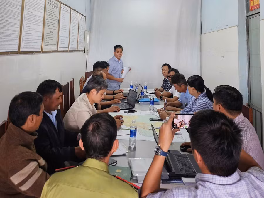 ong-tran-manh-hung-pgd-ban-quan-ly-du-an-recaf-lam-viec-voi-ubnd-xa-kon-chieng-phoi-hop-trien-khai-du-an.jpg