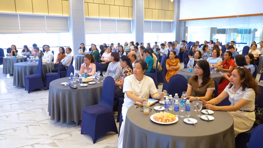 Hơn 100 nữ doanh nhân tham gia hội thảo. Ảnh: Dũng Nhân