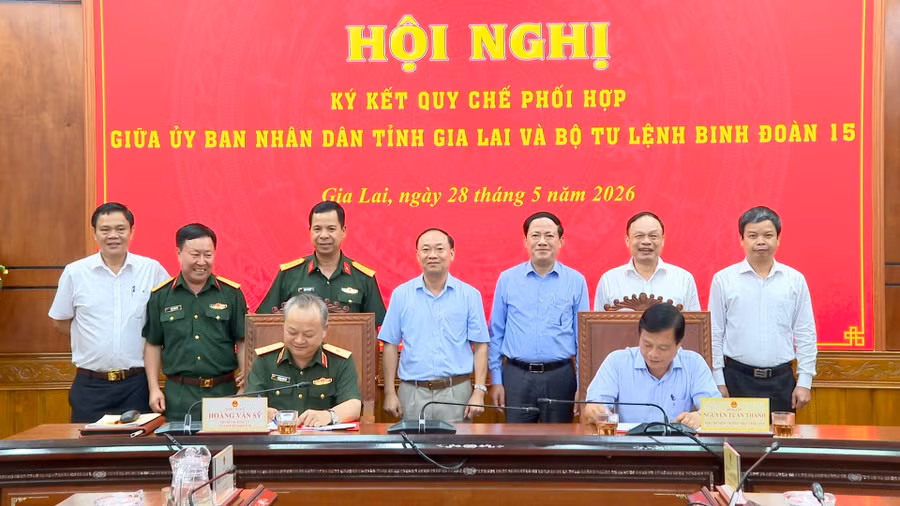 ubnd-tinh-gia-lai-va-bo-tu-lenh-binh-doan-15-ky-ket-quy-che-phoi-hop.jpg