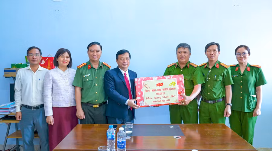 pct-thanh-chuc-tet-2.jpg