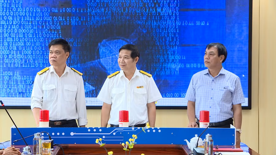 chuong-trinh-hoa-don-may-man.jpg