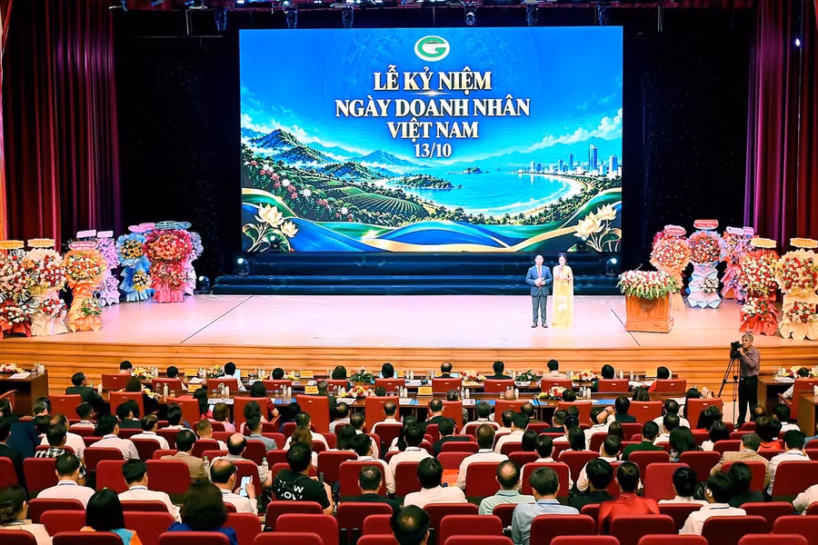 Quang cảnh lễ kỷ niệm. Ảnh: Đức Thụy