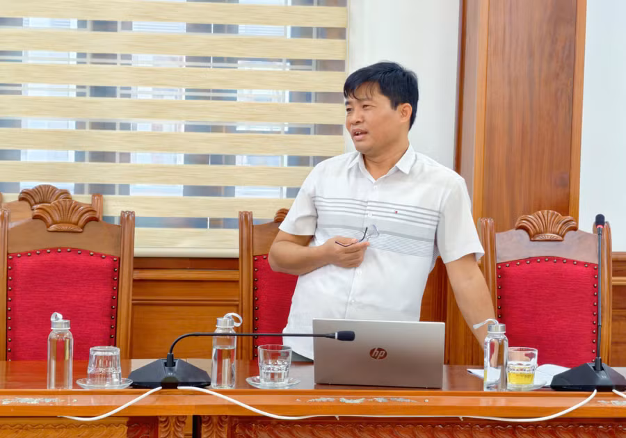 pgd-so-tnmt-trinh-bay-du-thao.jpg