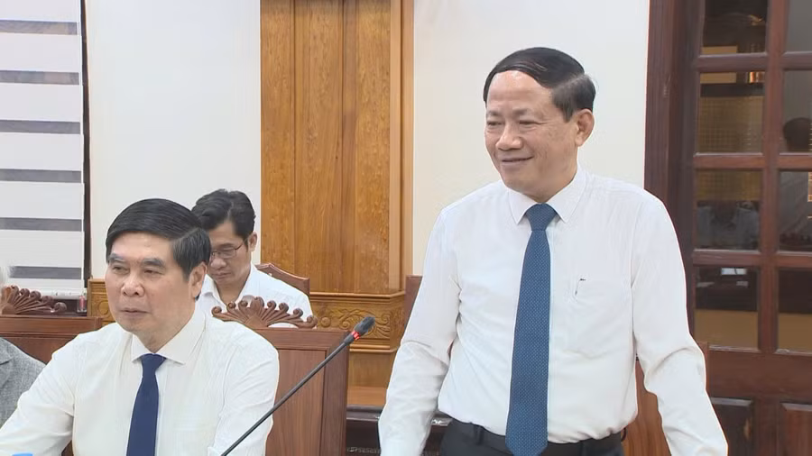 ct-tuan-phat-bieu.jpg