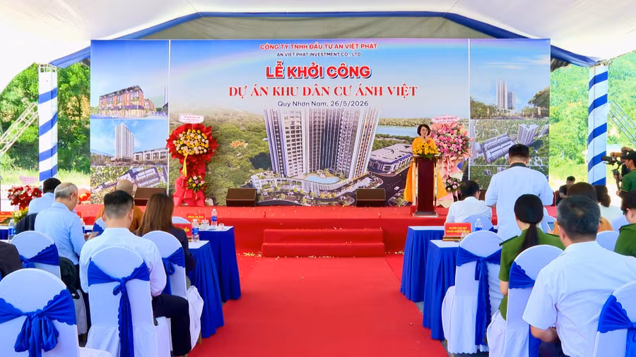 quang-canh-le-khoi-cong.jpg