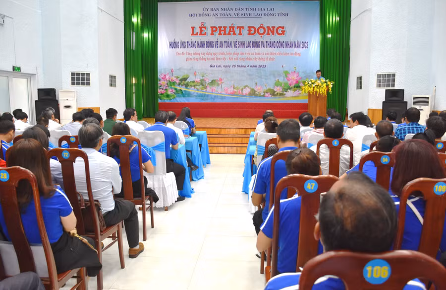 Toàn cảnh lễ phát động. Ảnh: Đinh Yến