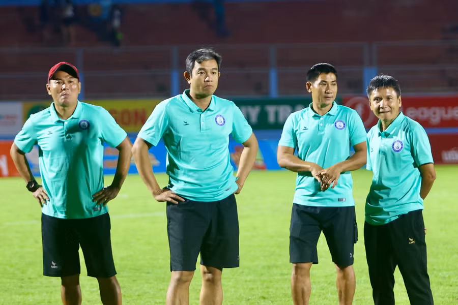 Bóng đá Khánh Hòa đứng trước cuộc thay máu Bóng đá Khánh Hòa đứng trước cuộc thay máu
