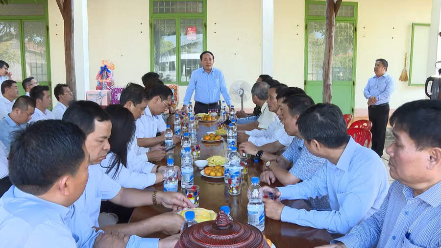 anh-2-2015.jpg