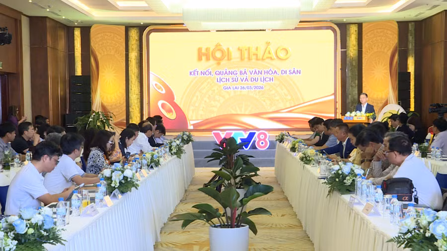 quang-canh-hoi-thao.jpg