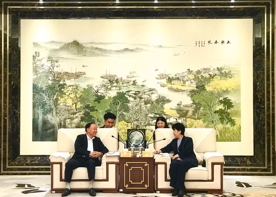 bi-thu-tinh-uy-gia-lai-thai-dai-ngoc-chao-xa-giao-lanh-dao-tp-to-chau.jpg